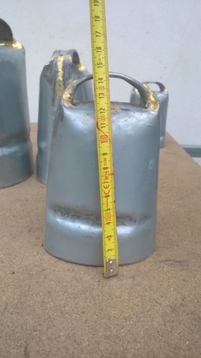 Cencerro  Chapa Galvanizada en Caliente 13 cm.