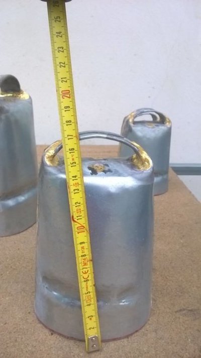 Cencerro Chapa Galvanizada en Caliente 17 cm.