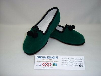 zapatilla borlas modelo 21  Fieltro, lana 100% naturales. color verde oscuro Tallasde la 33 a la 42