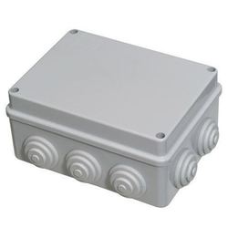 Caja Estanca Superficie Con Tornillo 150x110x70