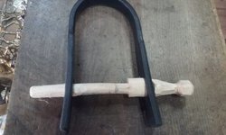 Colleras (Cebillas)  en polietileno 40 cm. recomendado para toros