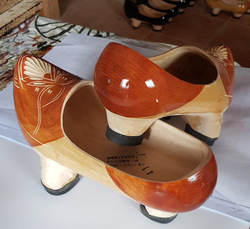 Madreña  avellana/caoba de talla 34 a 46